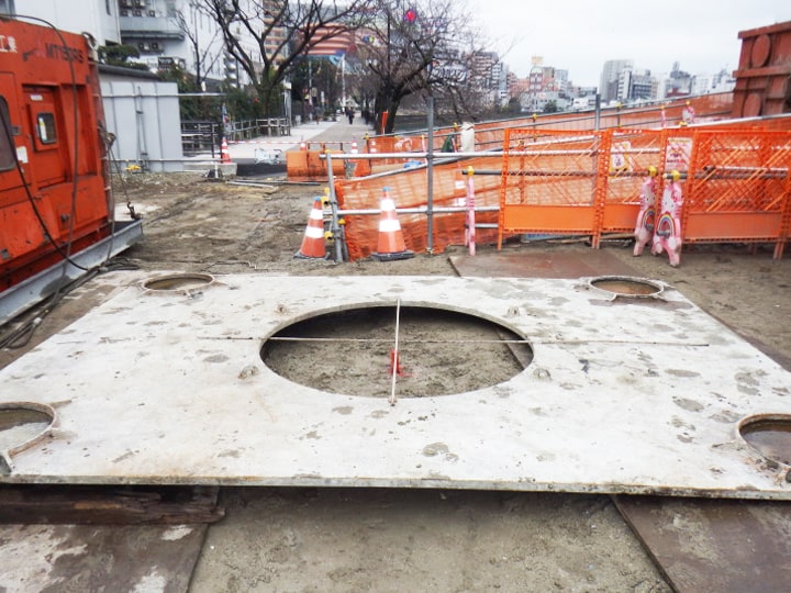 福岡202号春吉橋迂回路橋下部工（A1）工事